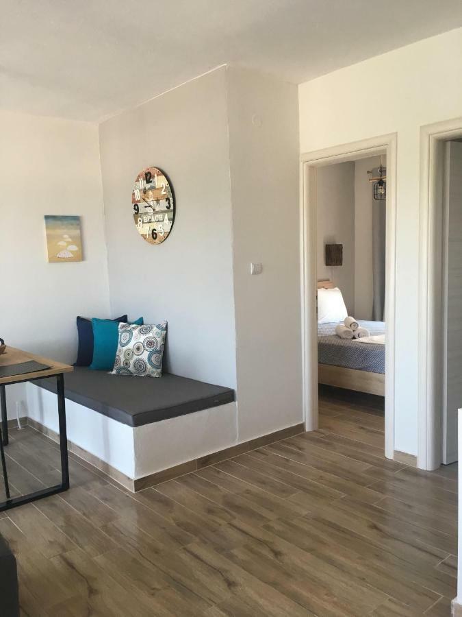 Sunrise View Apartment Ofrínion Exterior foto